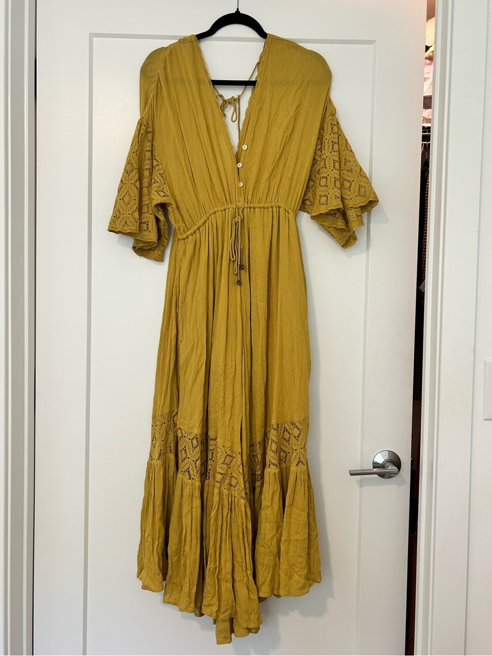 Free People Mustard Yellow Boho Crochet-Sleeve Jumper - XS